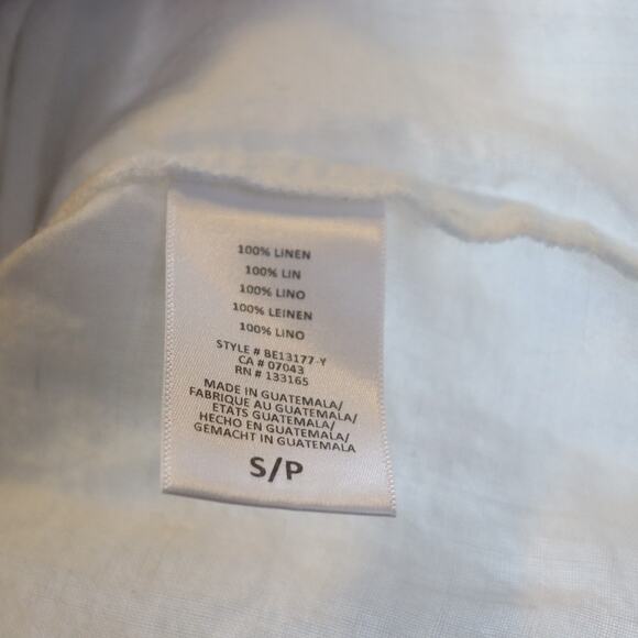 Eri + Ali White Cold Shoulder Linen Blouse – Floral Appliqué, Size Small - Picture 7 of 7